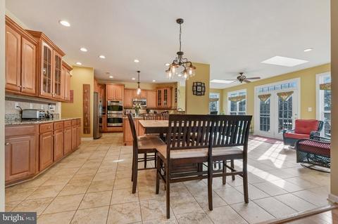 1611 Carnoustie Dr, Pasadena, MD 21122 photo 10
