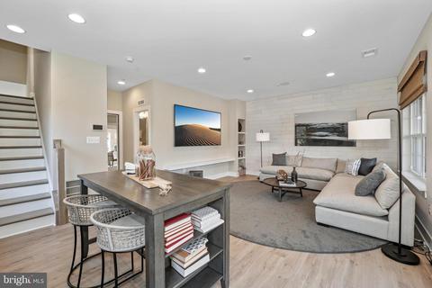 3206 Wellspring Ln, Laurel, MD 20724 photo 4
