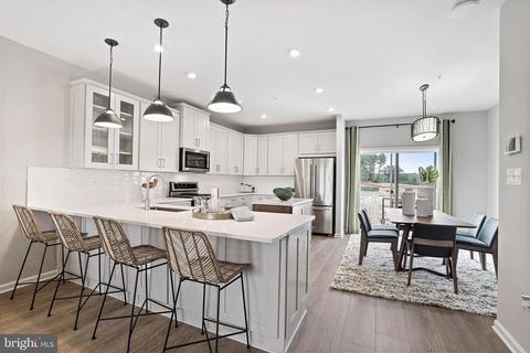 7013 Fox Glove Ln, Hanover, MD 21076