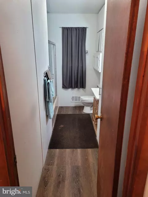 8106 Hog Neck Rd, Pasadena, MD 21122 photo 14