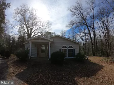 575 Riverview Rd, Pasadena, MD 21122 photo 3
