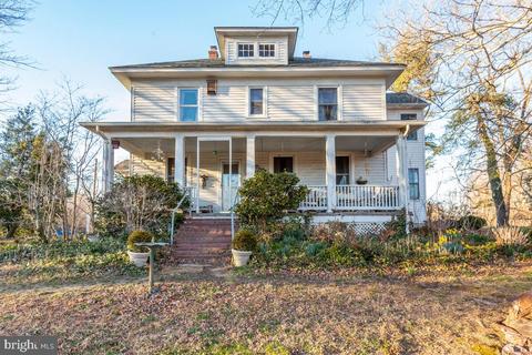 6489 Old Solomons Island Rd, Tracys Landing, MD 20779