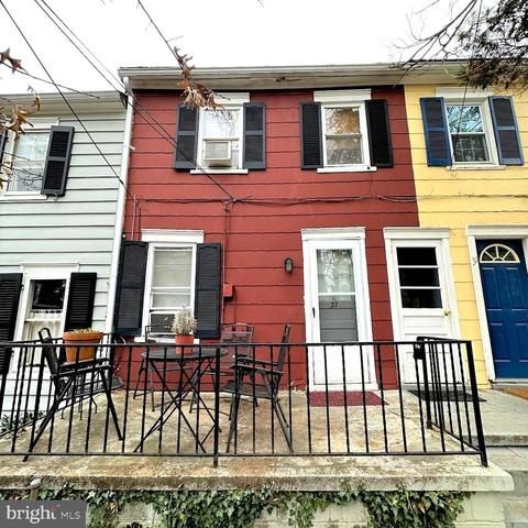 33 Dean St, Annapolis, MD 21401