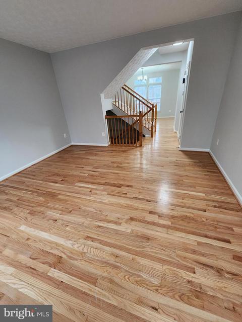 8302 Lyndhurst St, Laurel, MD 20724 photo 6