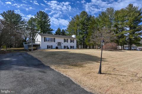 707 Petersburg Rd, Davidsonville, MD 21035