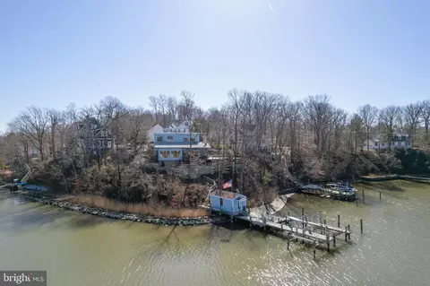 310 Arbutus Dr, Edgewater, MD 21037 photo 3