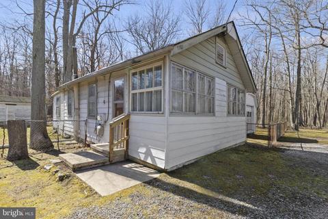 1161 Maple Ave, Shady Side, MD 20764