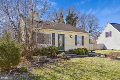 1645 Cananaro Dr, Annapolis, MD 21409
