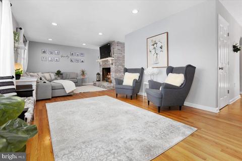 803 Windsor Rd, Arnold, MD 21012