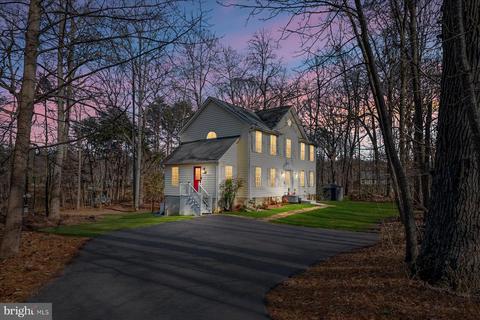 1140 Bay Highlands Dr, Annapolis, MD 21403
