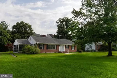 1454 Virginia Ave, Severn, MD 21144