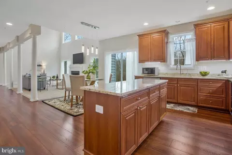 919 Central Ave E, Edgewater, MD 21037 photo 13