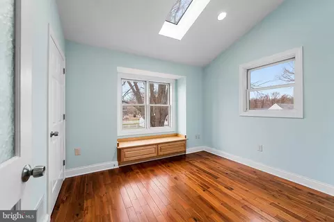 8149 Orchard Point Rd, Pasadena, MD 21122 photo 27