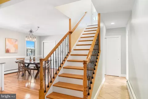 8149 Orchard Point Rd, Pasadena, MD 21122 photo 22