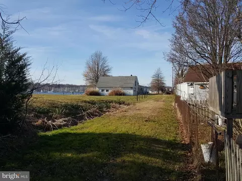 6090 Melbourne Ave, Deale, MD 20751 photo 18