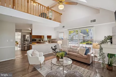 798 Eastern Point Rd, Annapolis, MD 21401