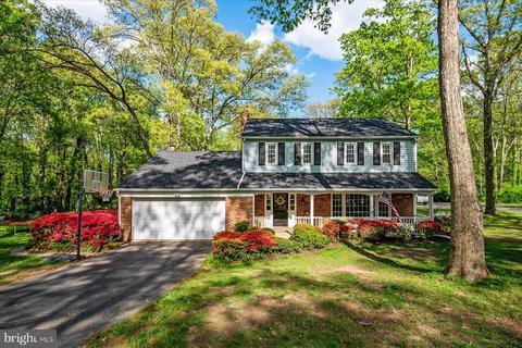 667 Wellerburn Ave, Severna Park, MD 21146