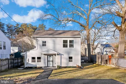 7900 Marydell Ave, Pasadena, MD 21122