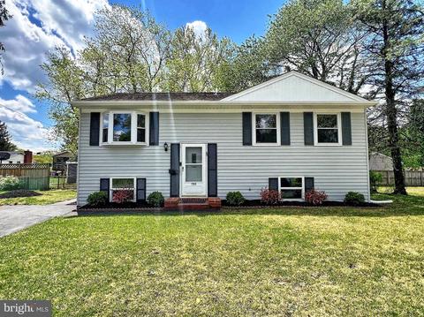 753 219th St, Pasadena, MD 21122