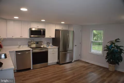 949 Marzoff Rd, Deale, MD 20751 photo 7