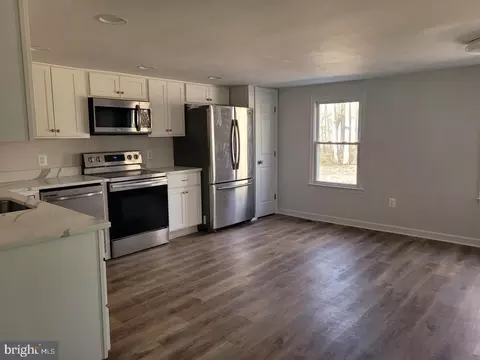 949 Marzoff Rd, Deale, MD 20751 photo 6