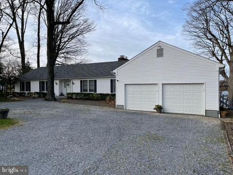 1922 Hidden Point Rd, Annapolis, MD 21409