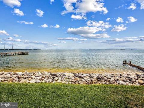 2127 Beach Village Ct #T1, Annapolis, MD 21403