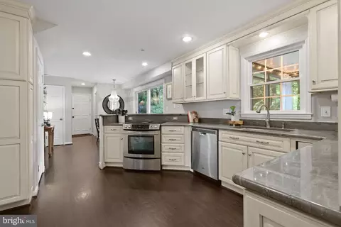 1698 Dunstable Grn, Annapolis, MD 21401 photo 19