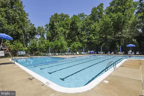 1698 Dunstable Grn, Annapolis, MD 21401 photo 4