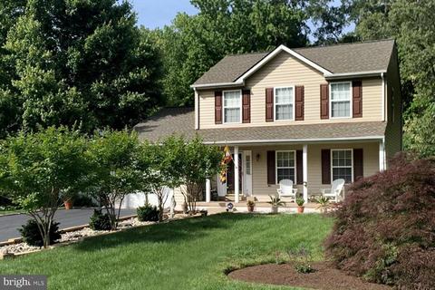 415 Beach Dr, Annapolis, MD 21403