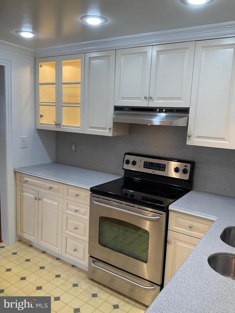 8458 Miramar, Pasadena, MD 21122 photo 11