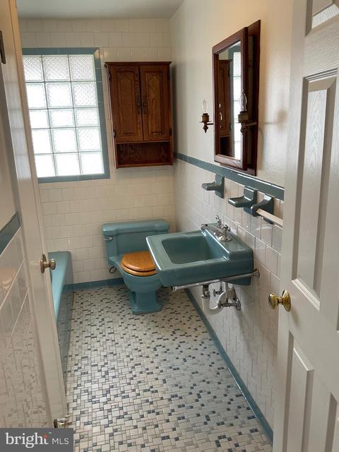 8458 Miramar, Pasadena, MD 21122 photo 13