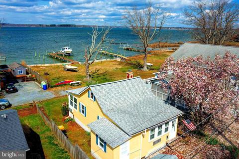 4737 Chesapeake Ave, Shady Side, MD 20764