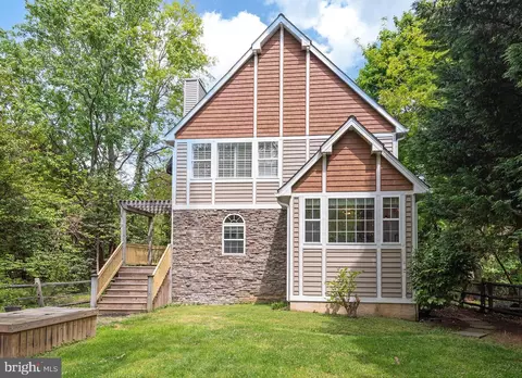 1921 Minnow Creek Rd, Annapolis, MD 21409