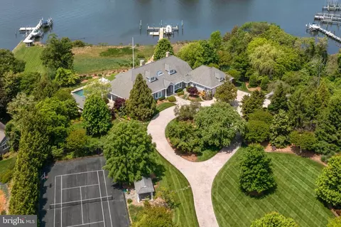986 Melvin Rd, Annapolis, MD 21403