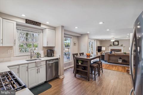 528 Bay Green Dr, Arnold, MD 21012 photo 3