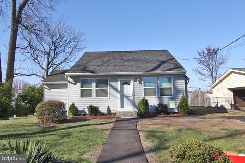 1414 Woodland Beach Rd, Pasadena, MD 21122