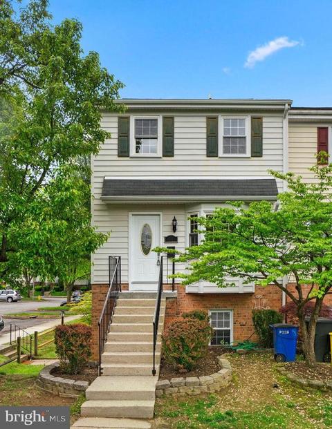 1681 Hart Ct, Crofton, MD 21114