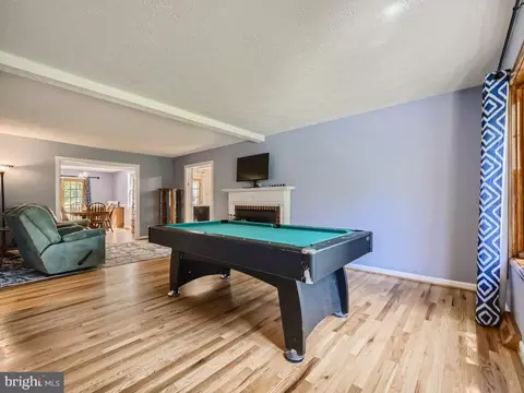 466 Edgewater Rd, Pasadena, MD 21122 photo 9