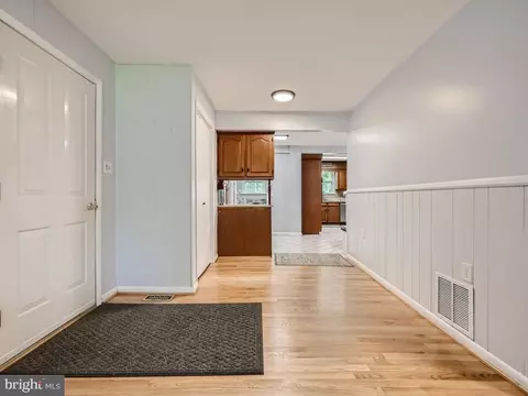 466 Edgewater Rd, Pasadena, MD 21122 photo 28