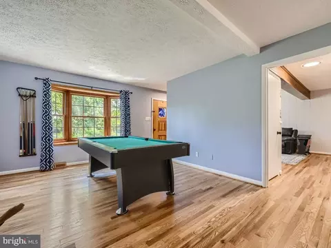 466 Edgewater Rd, Pasadena, MD 21122 photo 8