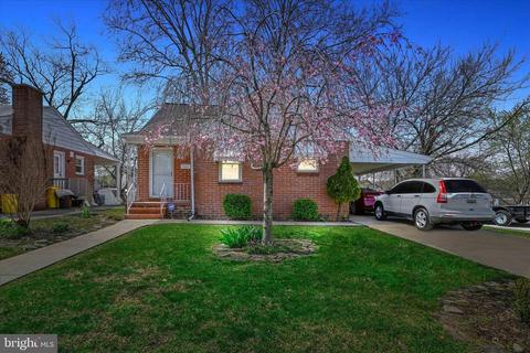 300 Newfield Rd, Glen Burnie, MD 21061