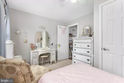 Bedroom - 7741 Outing Ave, Pasadena, MD 21122 photo 6 of 8