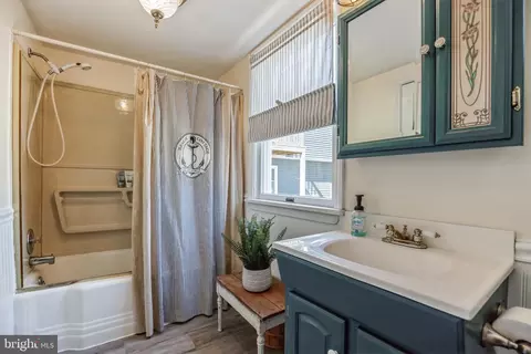 611 Riverside Dr, Pasadena, MD 21122 photo 26
