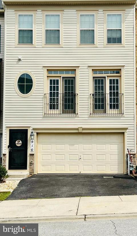 916 Whitstable Blvd, Arnold, MD 21012