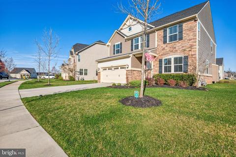 8367 Eagle St, Glen Burnie, MD 21060