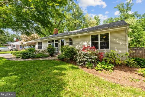 1457 Grandview Rd, Arnold, MD 21012