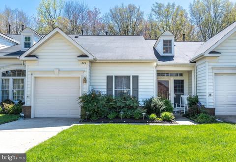 324 Colony Point Pl, Edgewater, MD 21037