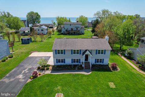 111 Green Spring Dr, Annapolis, MD 21403