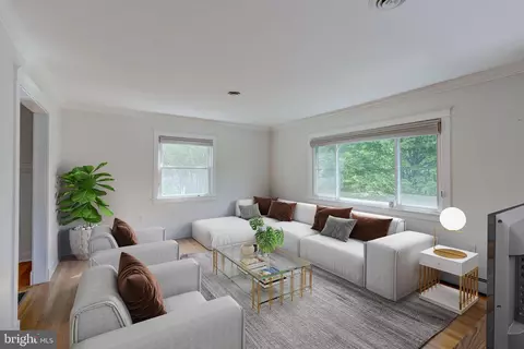 742 Whitehall Beach Rd, Annapolis, MD 21409